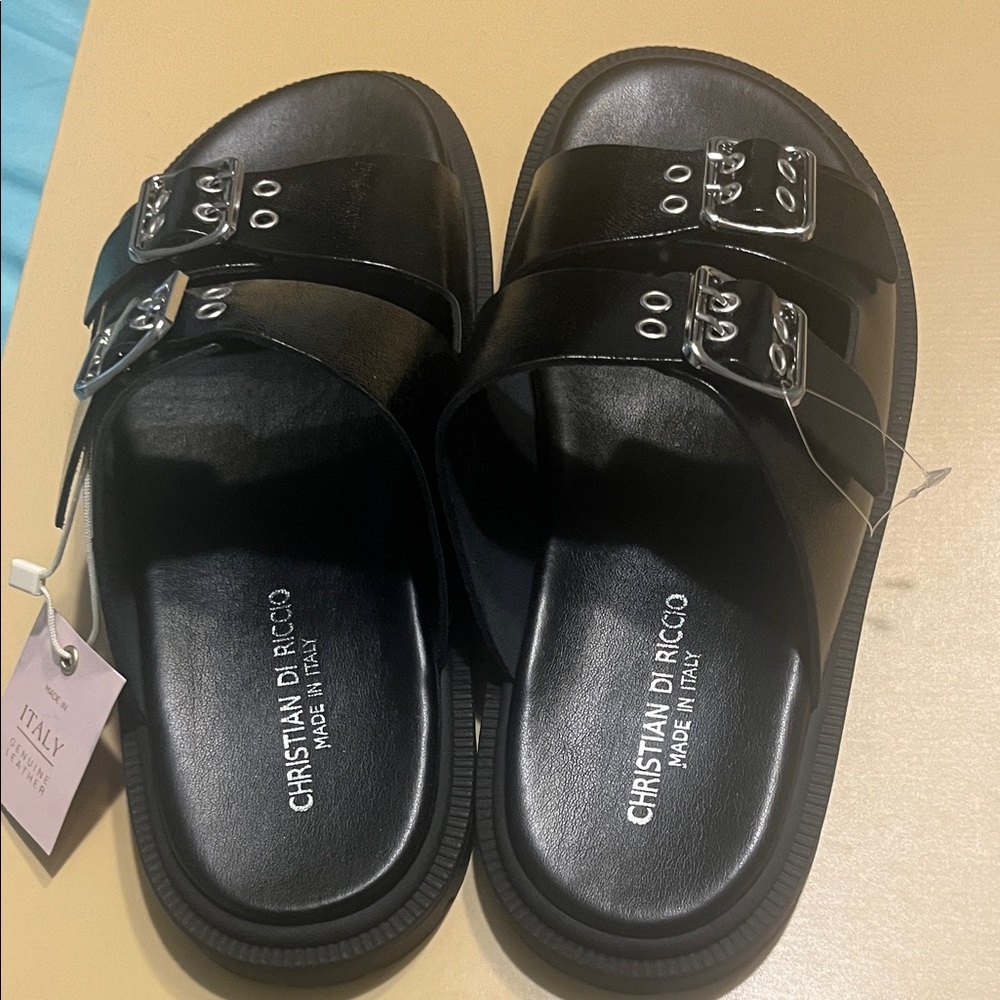 Women’s Christian Di Riccio Slides
